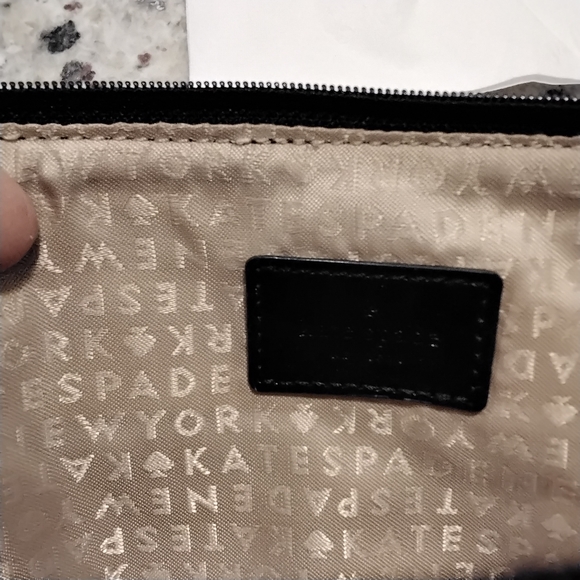 Kate Spade New York "Let Sparks Fly" Georgie Pouch/Clutch/Case - Patent Black - Picture 8 of 10